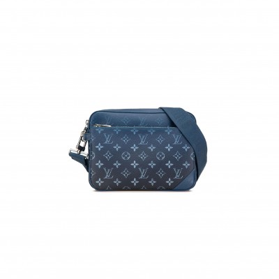 LOUIS VUITTON TRIO MESSENGER BLEU M11592 (25*18.5*7cm)